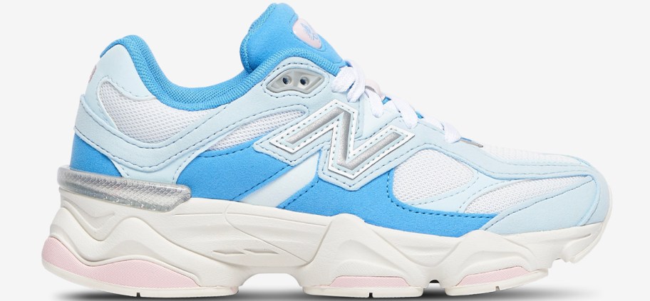 white and blue new balance shoe