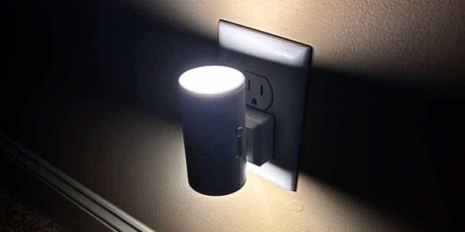 LED Nightlight 2-Pack w/ Smart Sensor Only $7.99 on Amazon (Reg. $23)
