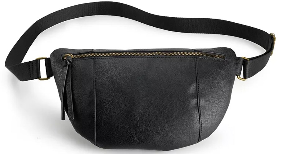black sling bag 