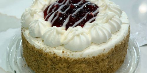 New Walmart Bakery Cakes Just $5.98 — They Look Gourmet & Taste Even Better!